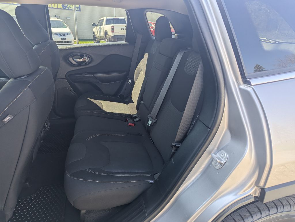 2016 JEEP CHEROKEE