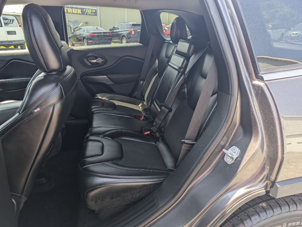 2019 JEEP CHEROKEE