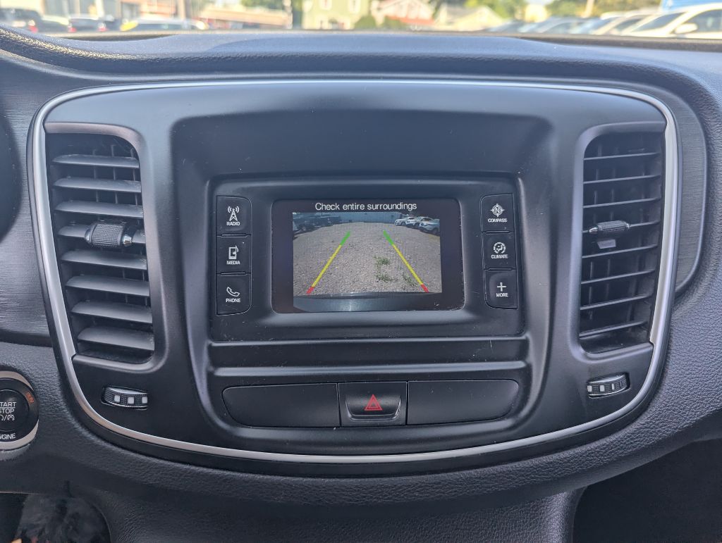 2015 CHRYSLER 200