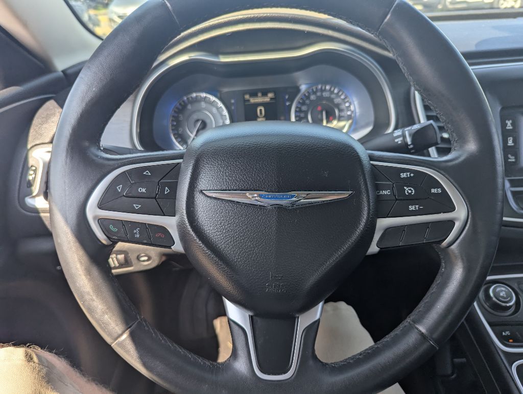 2015 CHRYSLER 200