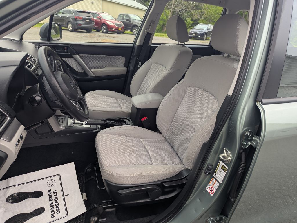 2018 SUBARU FORESTER