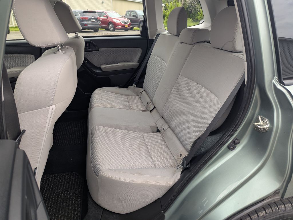 2018 SUBARU FORESTER