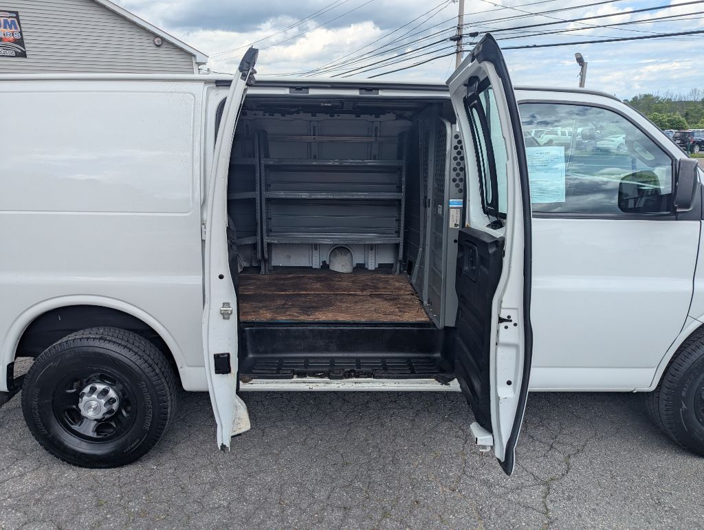 2019 CHEVROLET EXPRESS G2500