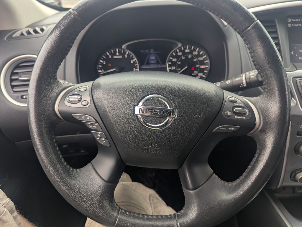 2018 Nissan PATHFINDER