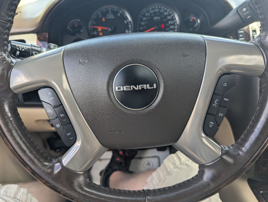 2014 GMC YUKON