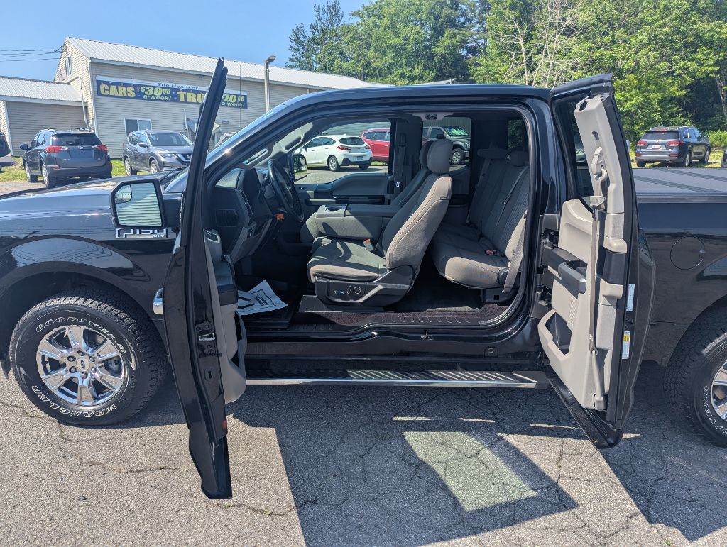 2017 FORD F150