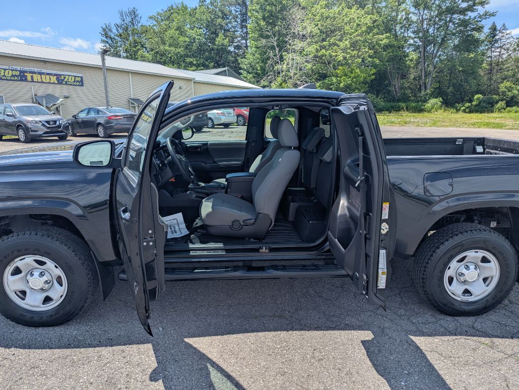 2018 Toyota TACOMA