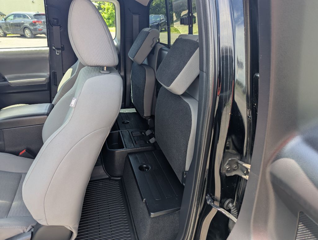 2018 Toyota TACOMA