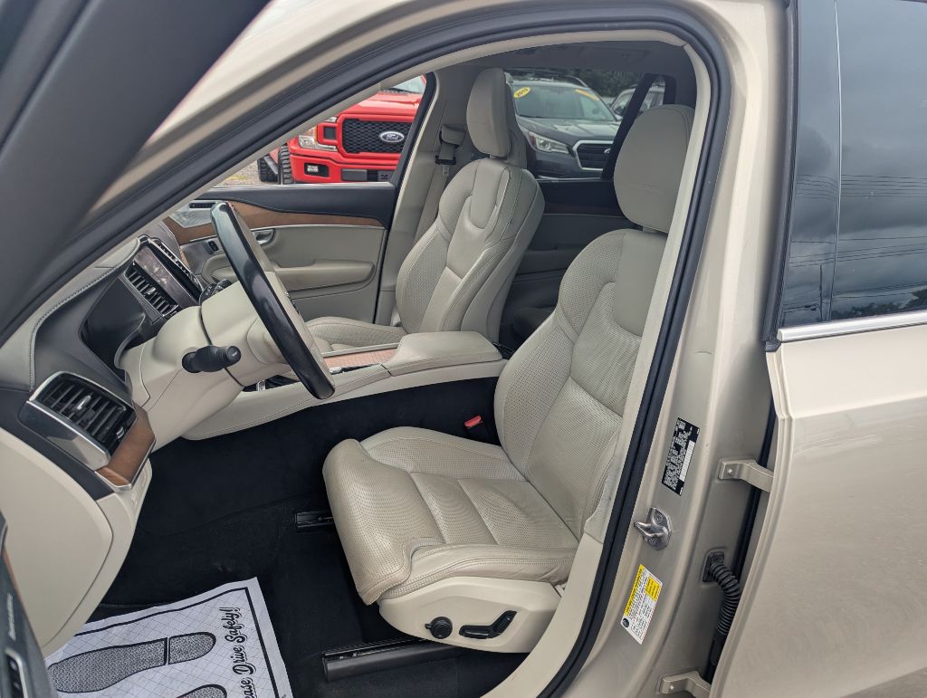 2018 Volvo XC90