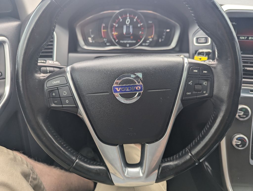 2016 Volvo XC60