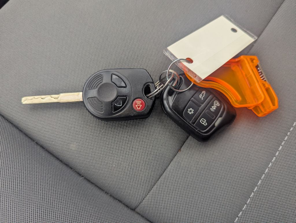 2016 FORD ESCAPE