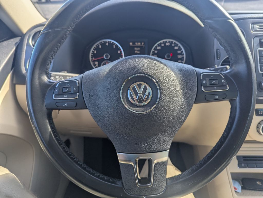 2013 Volkswagen TIGUAN