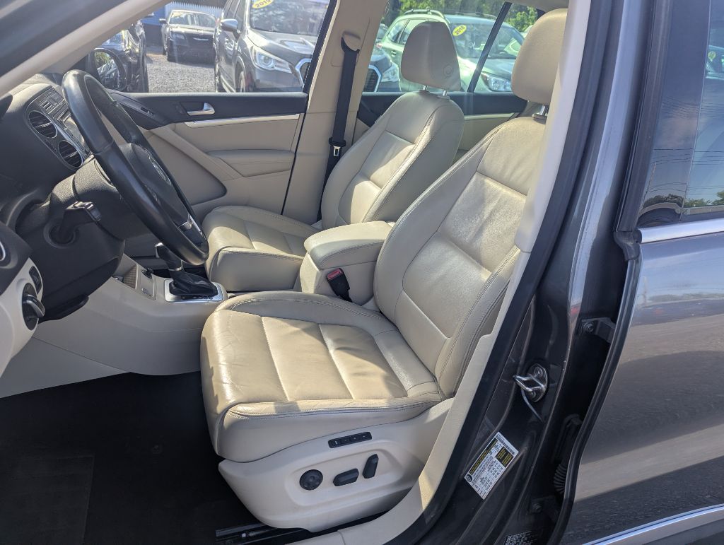 2013 Volkswagen TIGUAN
