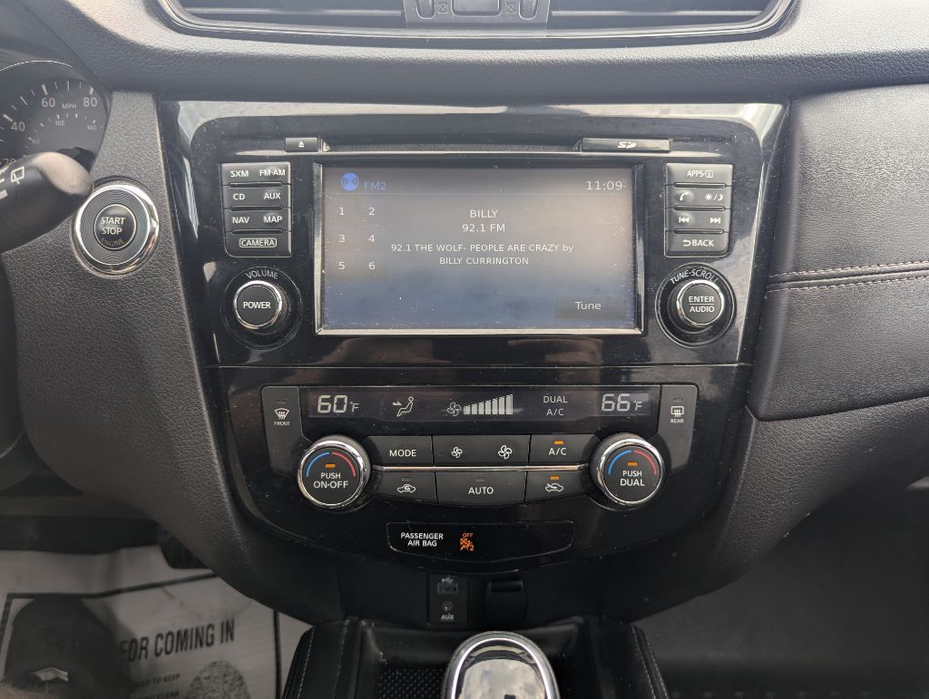 2017 Nissan ROGUE