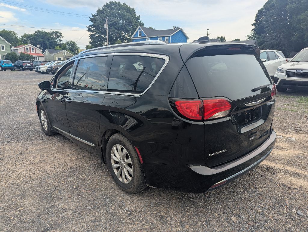 2019 CHRYSLER PACIFICA