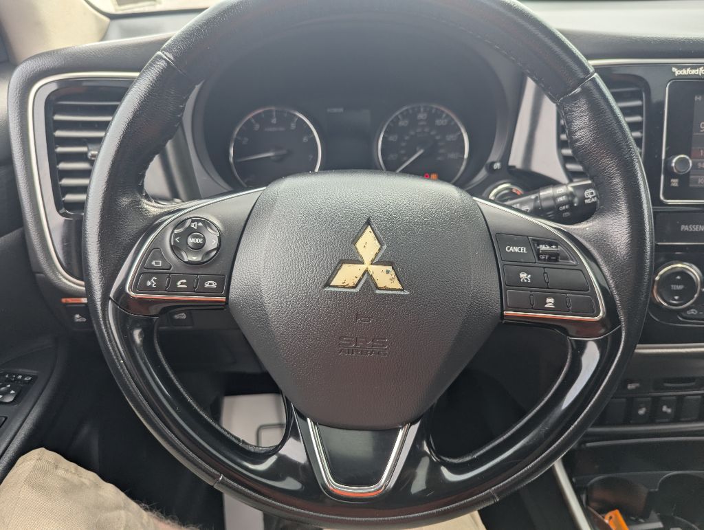 2017 Mitsubishi OUTLANDER