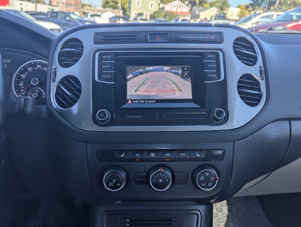 2016 Volkswagen TIGUAN