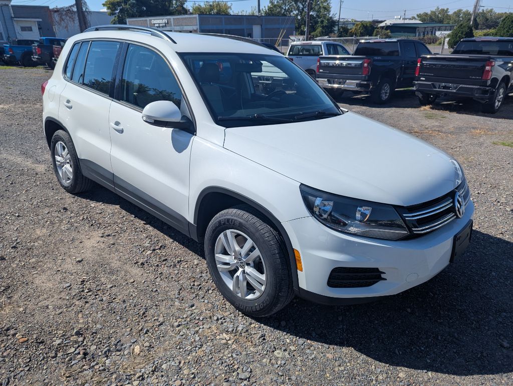 2016 Volkswagen TIGUAN