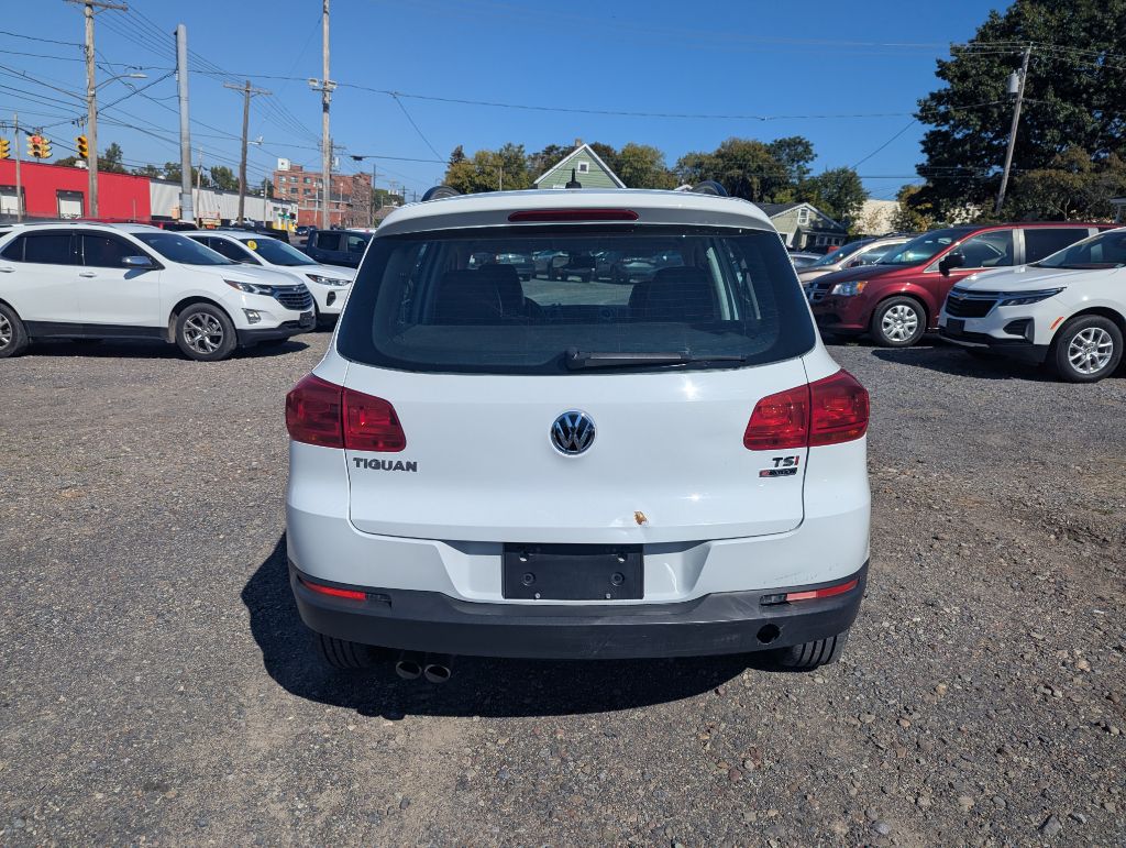 2016 Volkswagen TIGUAN