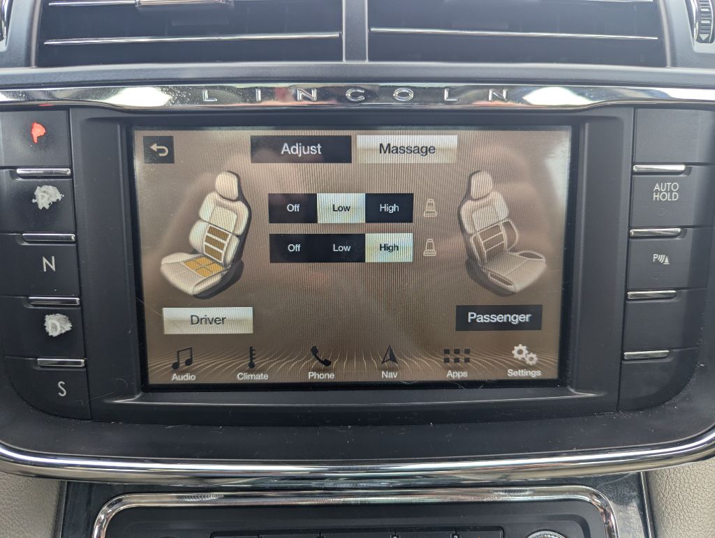 2017 LINCOLN CONTINENTAL