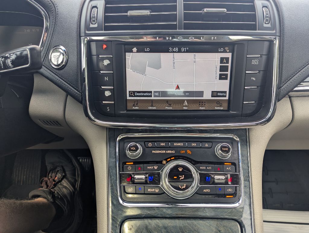 2017 LINCOLN CONTINENTAL