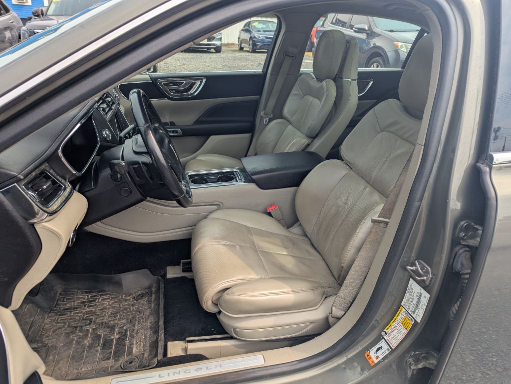 2017 LINCOLN CONTINENTAL