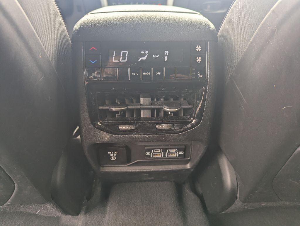 2022 JEEP GRAND CHEROKEE
