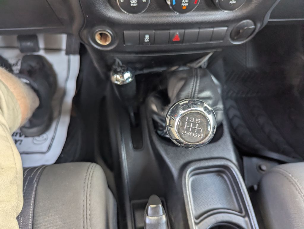 2012 JEEP WRANGLER UNLIMI