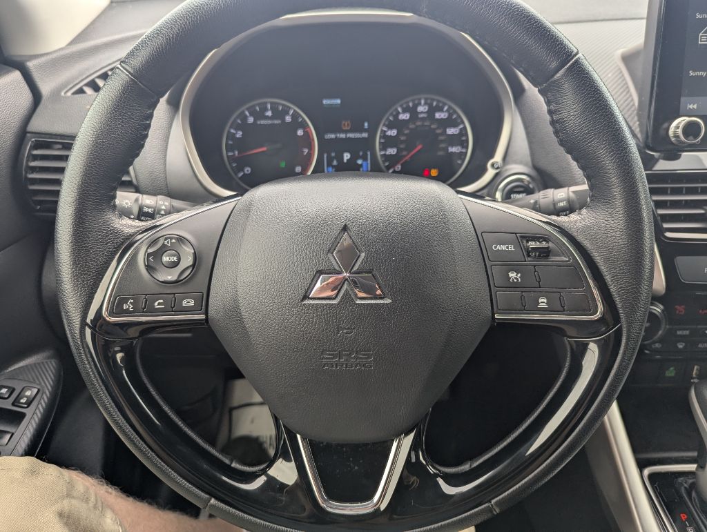2024 Mitsubishi ECLIPSE CROSS