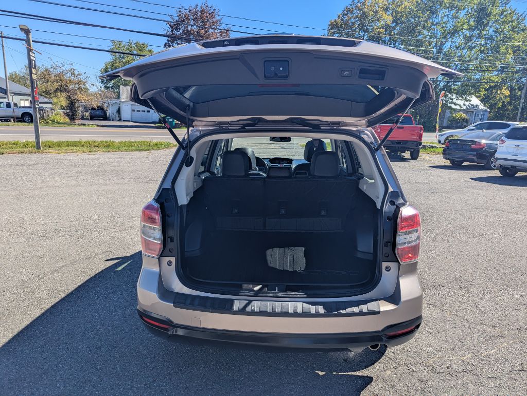 2016 SUBARU FORESTER