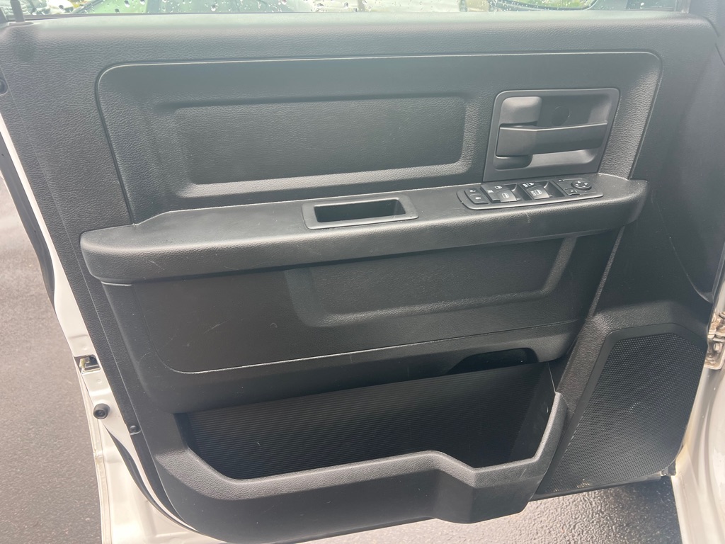 2019 RAM Ram 1500 Classic Express - Photo 6