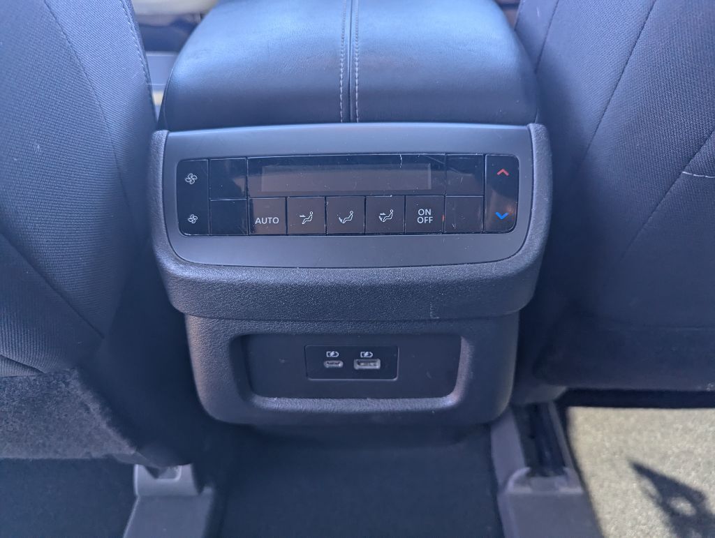 2022 Nissan PATHFINDER