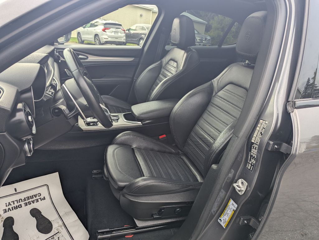 2022 ALFA ROMEO STELVIO