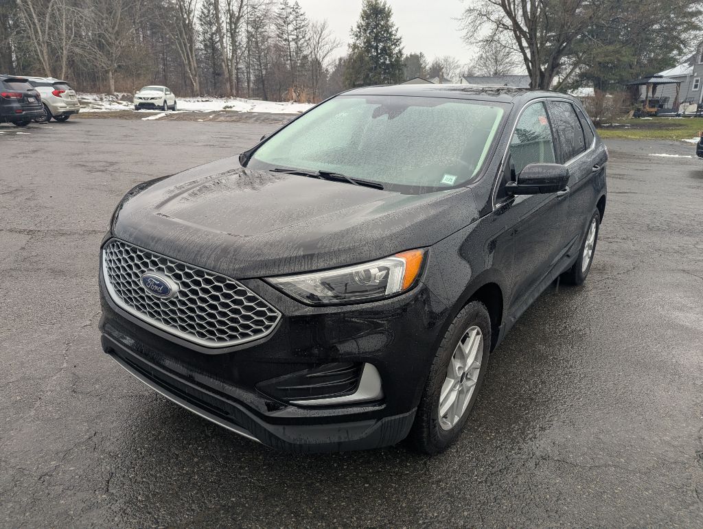 2023 Ford Edge