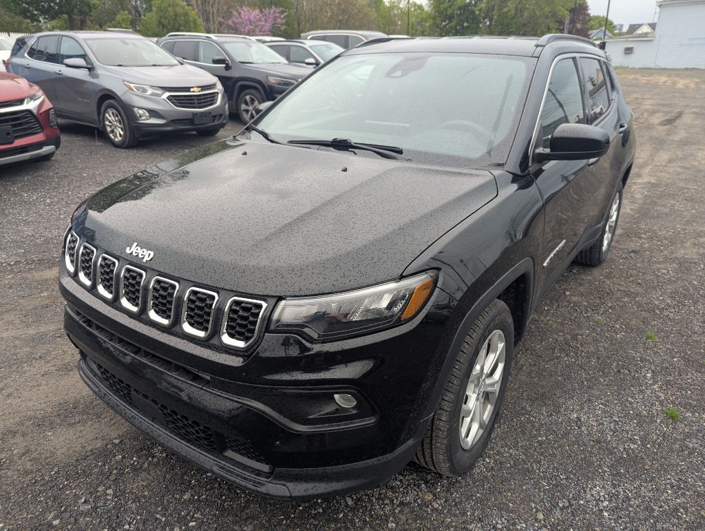2024 Jeep Compass Latitude 4X4's photo