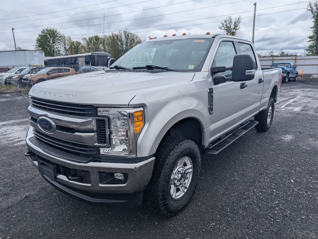 2017 Ford F-250 XLT 4x4 Crew Cab 6-3/4' Box's photo