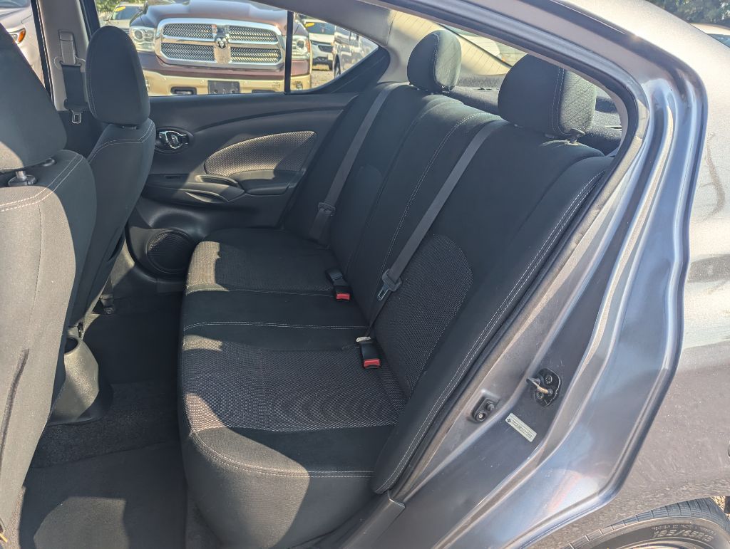 2019 Nissan VERSA