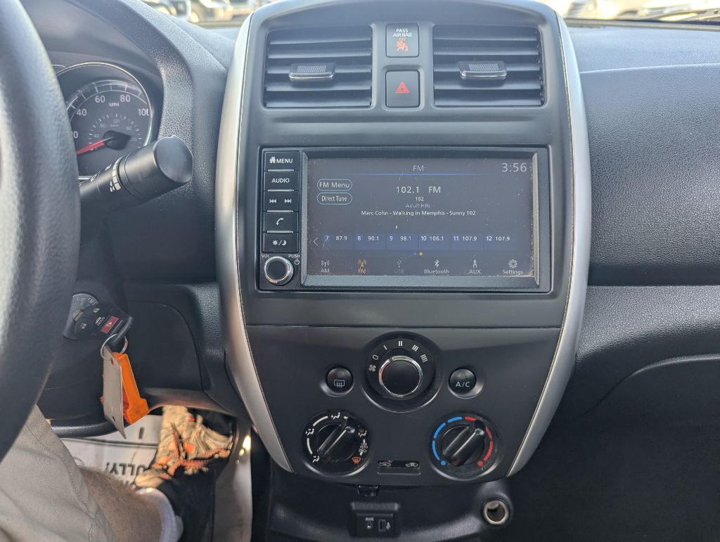 2019 Nissan VERSA