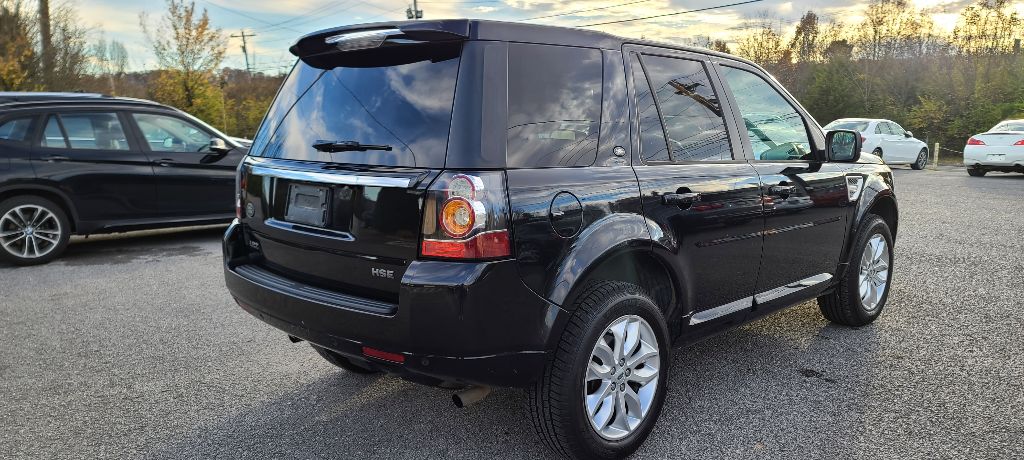 Photo 6 of this LAND ROVER LR2