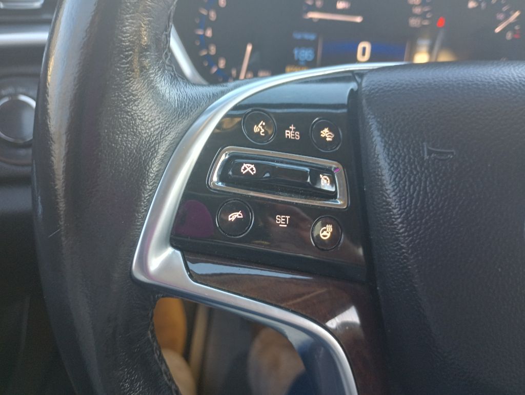 Photo 10 of this CADILLAC SRX