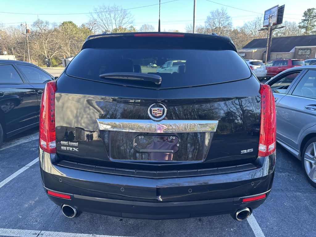 Photo 5 of this CADILLAC SRX