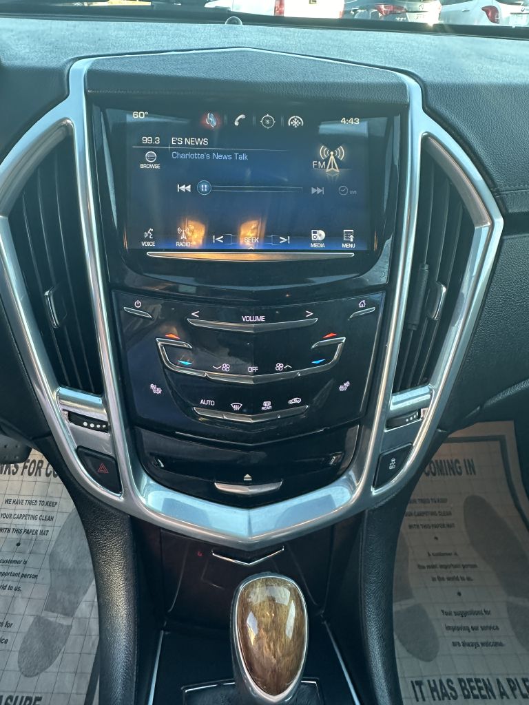 Photo 17 of this CADILLAC SRX