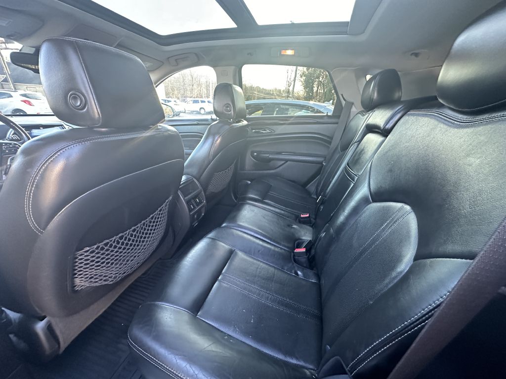 Photo 24 of this CADILLAC SRX