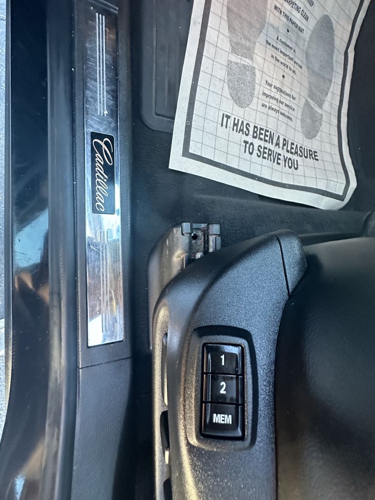 Photo 25 of this CADILLAC SRX