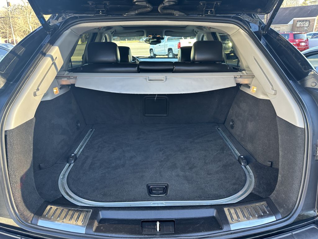 Photo 27 of this CADILLAC SRX