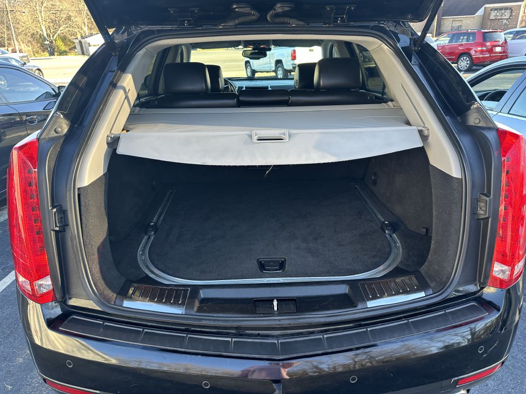 Photo 28 of this CADILLAC SRX