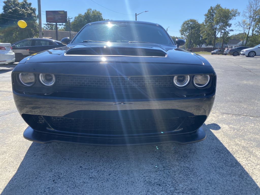 Photo 3 of this DODGE CHALLENGER