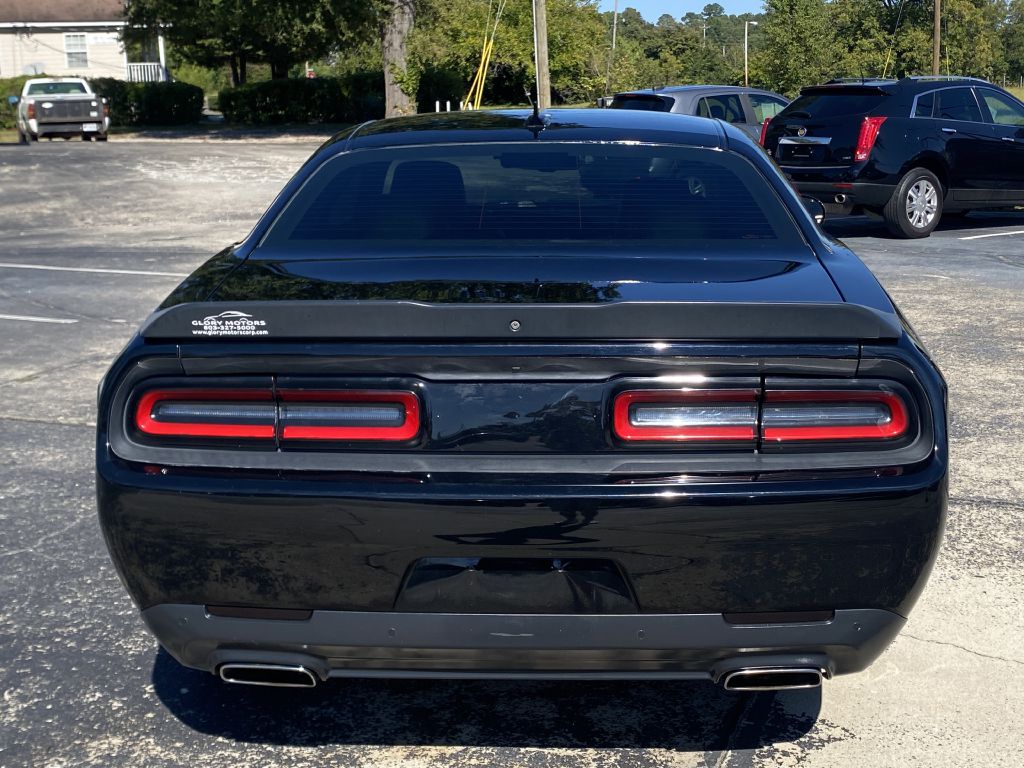 Photo 6 of this DODGE CHALLENGER