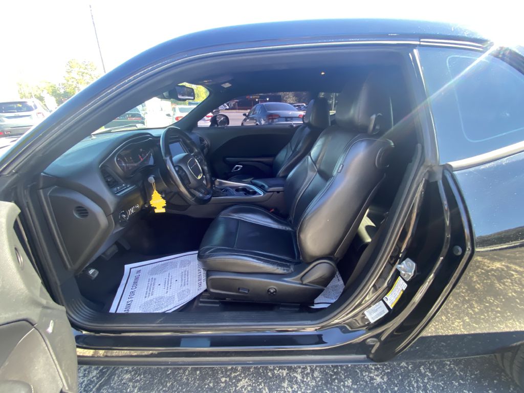 Photo 7 of this DODGE CHALLENGER