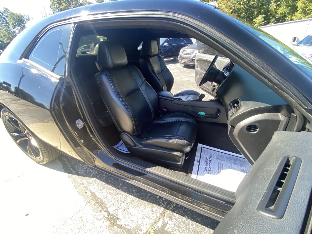 Photo 8 of this DODGE CHALLENGER